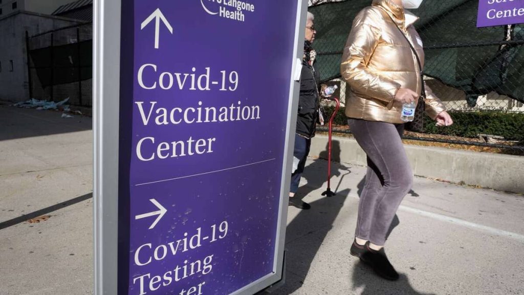 Mandatory vaccination for all workers in New York
