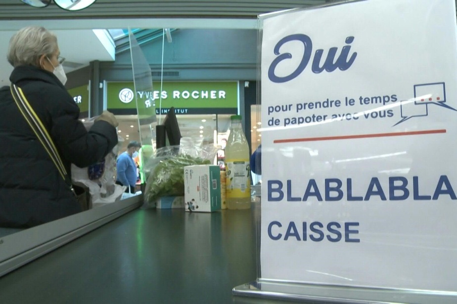French Supermarkets |  "Slow checkouts" to reconnect with customers