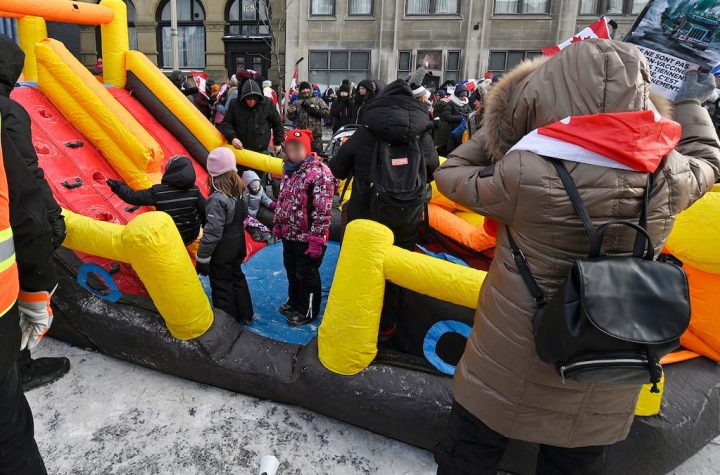 Siege in Ottawa: Children used as shields