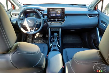 2022 Toyota Corolla Cross, Interior