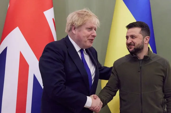 Boris Johnson supplies Ukraine armor and anti-ship missiles