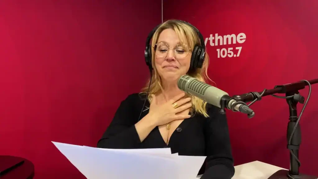 Watch Julie Belanger's last emotional minute on the radio