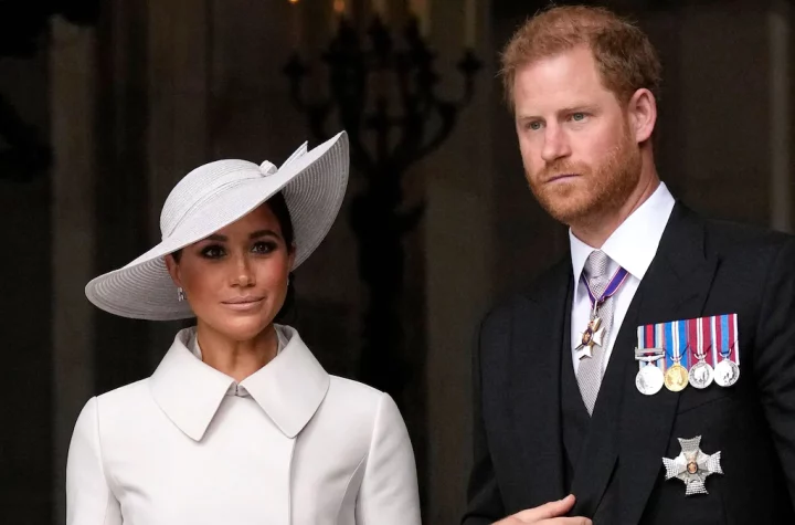 In pictures |  Harry and Meghan at Jubilee Mass without Elizabeth II