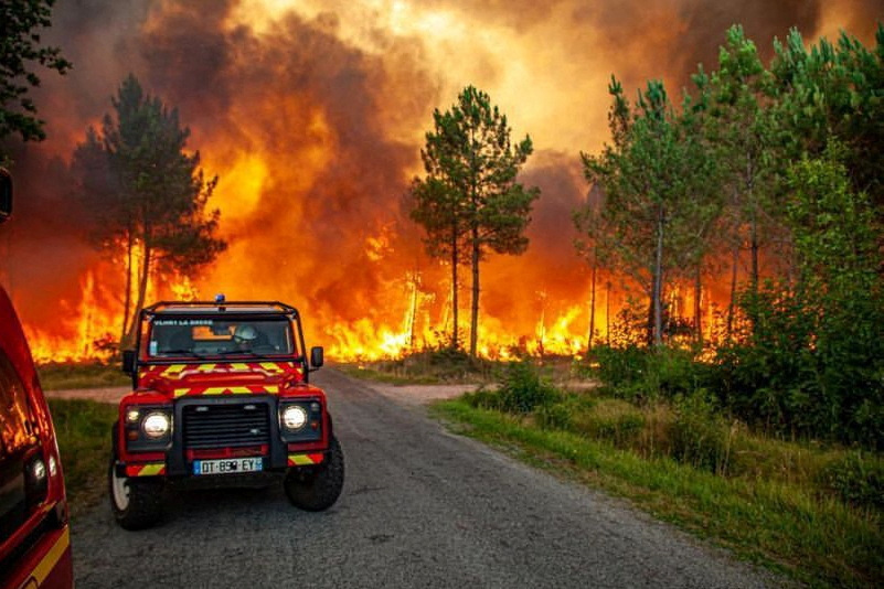 Wildfires and heat waves in Western Europe