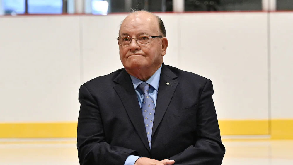 CH: Scotty Bowman doesn't close the door