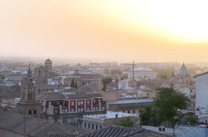 The planet is hot: building an old-fashioned way to combat the heat in Spain