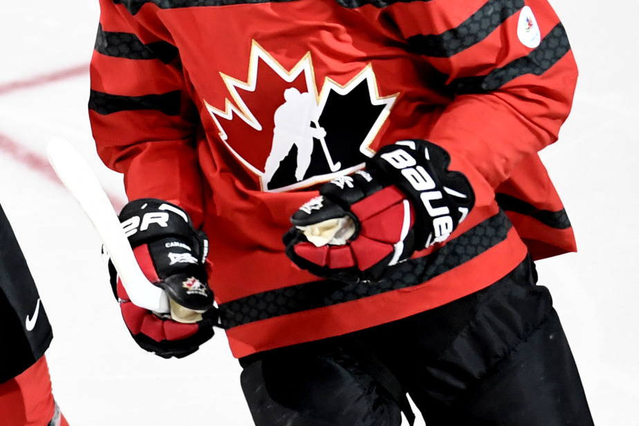 "A New Era" |  Hockey Canada board chair tenders resignation