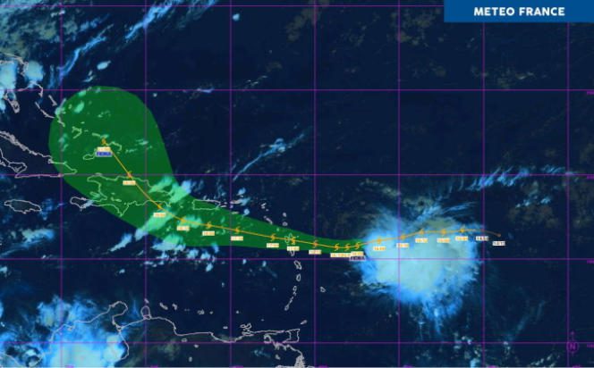 20222 The path of Cyclone Fiona on the night of 16 to 17 September.