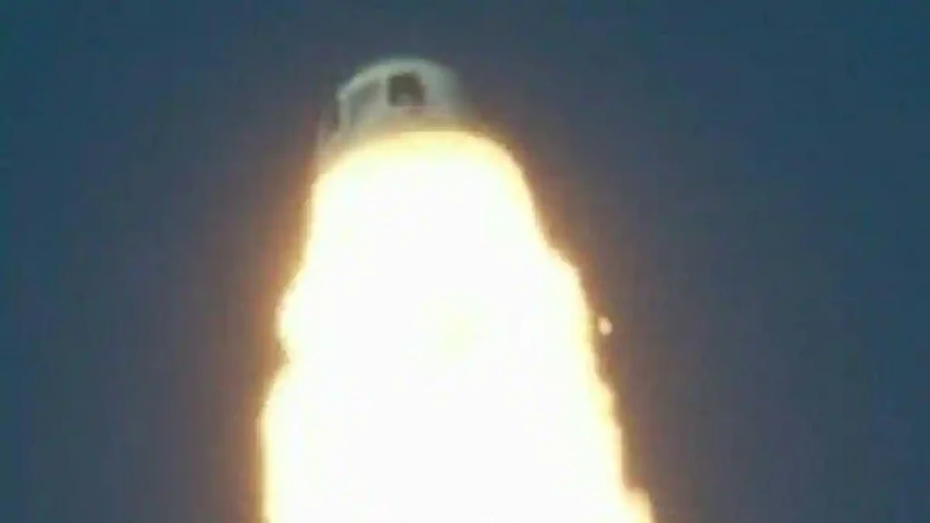 The Blue Origin rocket crashed after lift off