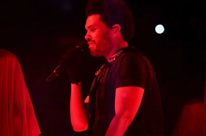 The singer lost his voice during The Weeknd's concert