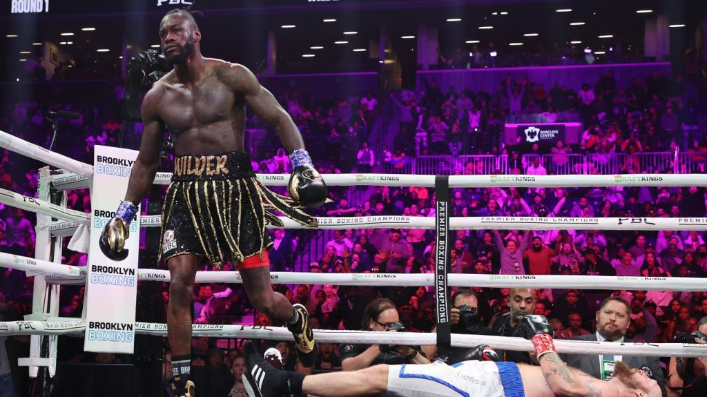 Boxing: Deontay Wilder hard-hitting K.-O.  to Robert Helenius in the 1st round