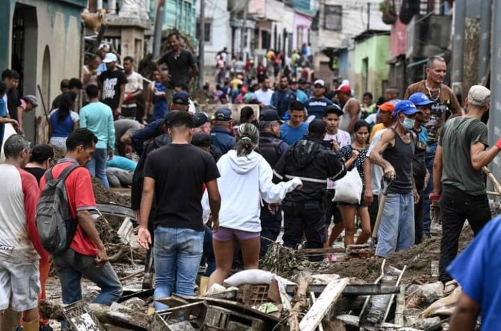 In pictures |  Venezuela: 22 killed, more than 50 missing in landslides