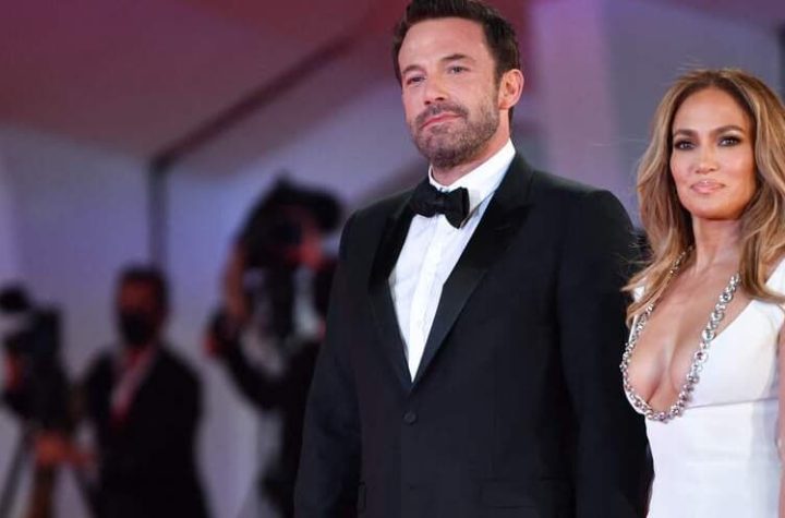 Ben Affleck rekindles his relationship with Jennifer Lopez via email
