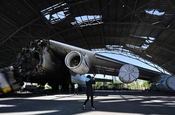 The world's largest plane that crashed in Ukraine will be rebuilt