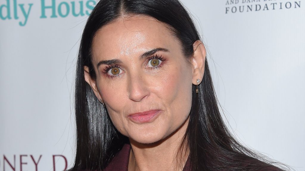 Demi Moore: Spending time with Bruce Willis after her split from Daniel ...