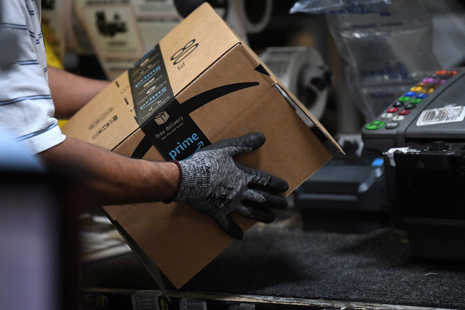 United States |  Amazon sued for defrauding tips intended for delivery people