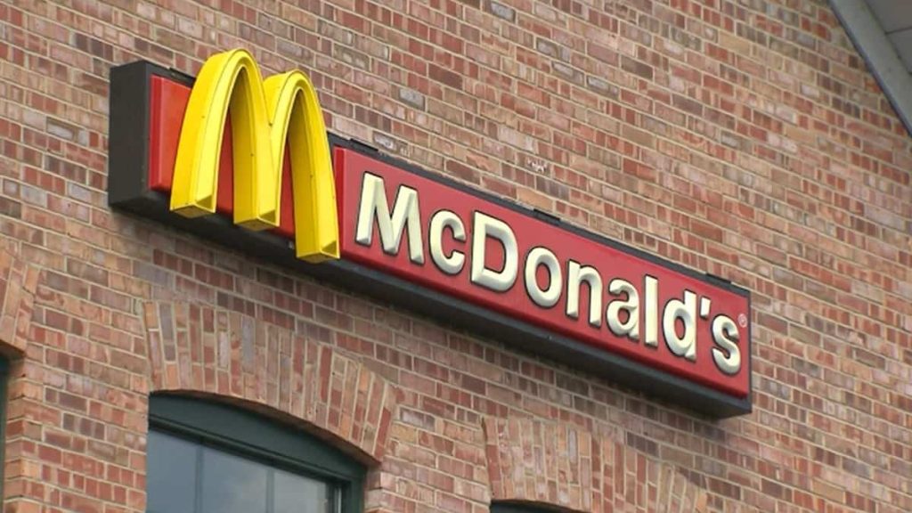 McDonald's CEO announced layoffs