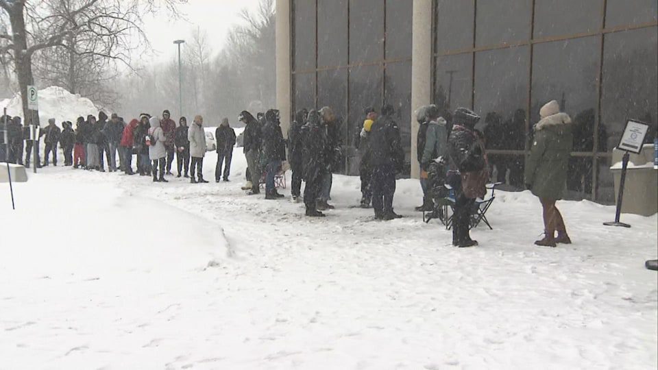 People are waiting in queue.