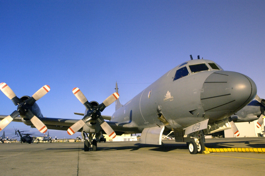 Canadian Army |  Boeing plane misfires in Ottawa