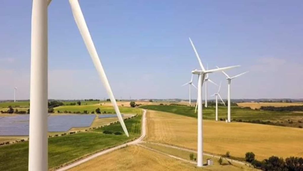 Nicollet: Headwinds for wind turbine project