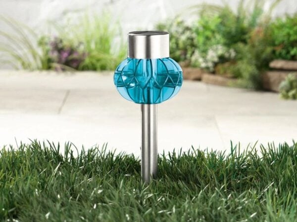 Lidl succeeds with this solar lamp to light up your garden for less than 5 euros!-Article