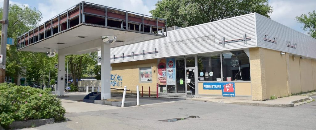 René-Lévesque: Tram stations will replace two former gas stations