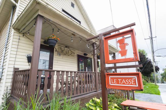 Le Tasse Cafe closes its doors