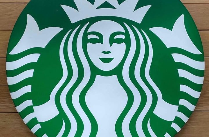 TikTok: "Fake" Starbucks opens in Algeria and goes viral