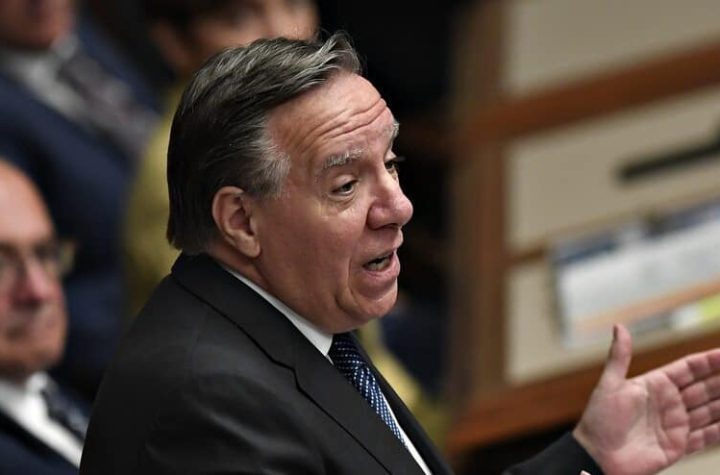 François Legault prepared for the failure of negotiations with state employees