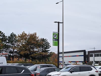 The Mock Group paid parking at the Place de la Cité to combat abuse.  However, users have up to two hours to enjoy it for free.  (Photo by Diane Tremblay)