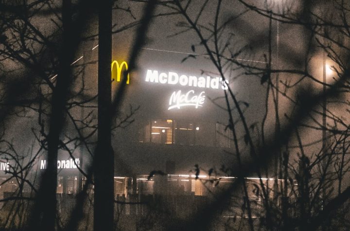 Don't do these 6 things to McDonald's employees