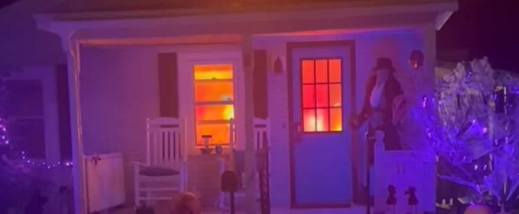 Must see: Halloween decorations so realistic they can fool firefighters