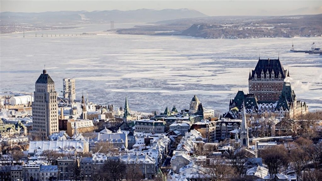 Quebec's economy shrank for the first time in 20 years