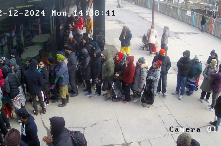 "These are hungry people": Police had to intervene in at least two organizations distributing food baskets