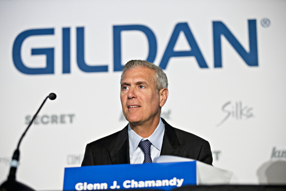Gildan |  The former boss, accused of "distraction and absenteeism", received 10 million in 2023