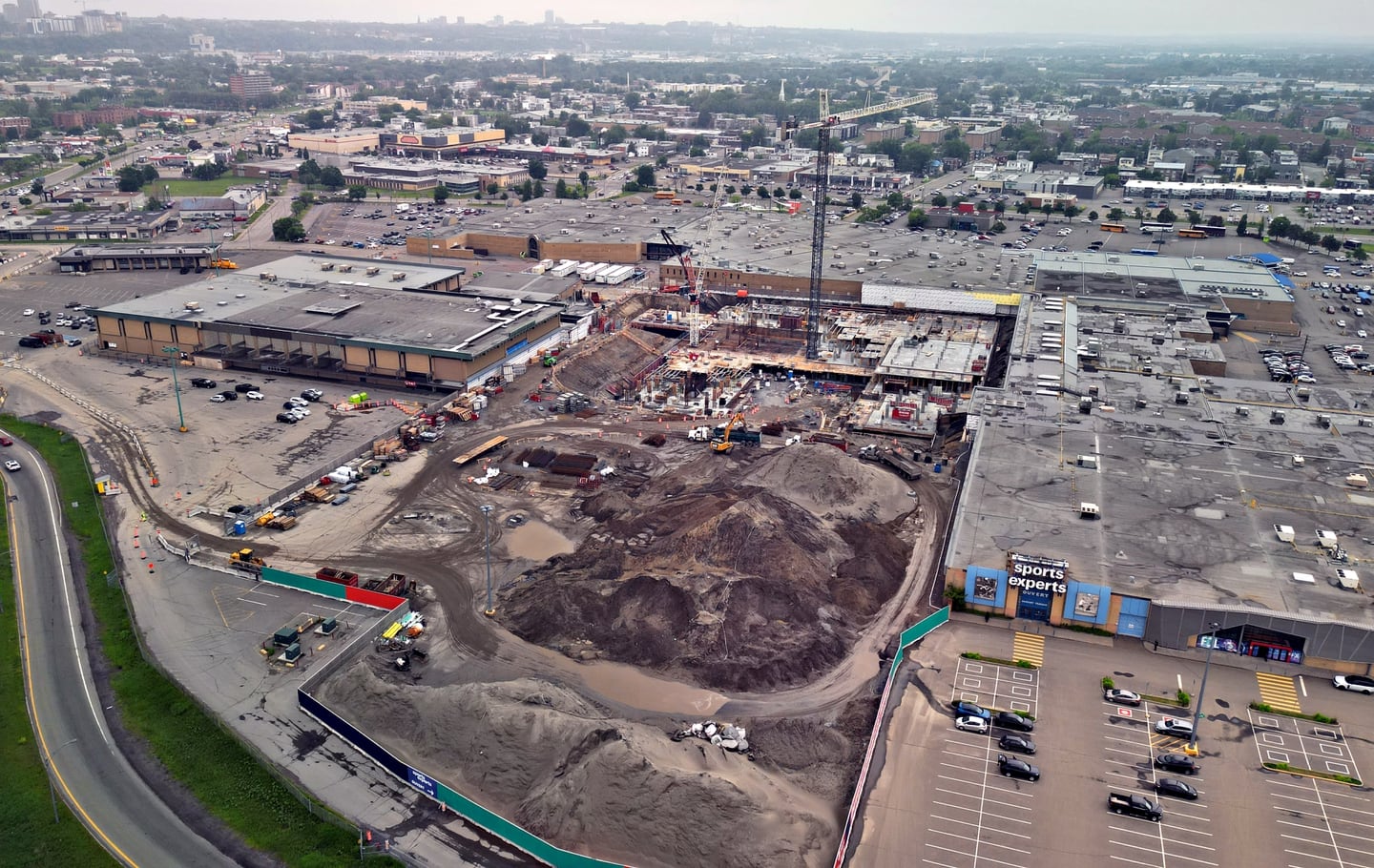 While the site will be vacant in June 2023, towers are now rising on the Fleur de Lys.