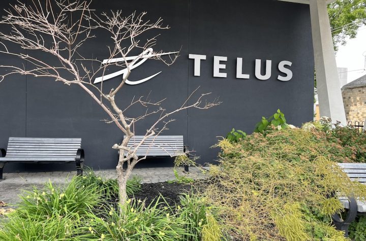 Mandatory return to Telus employee office in Rimouski suspended