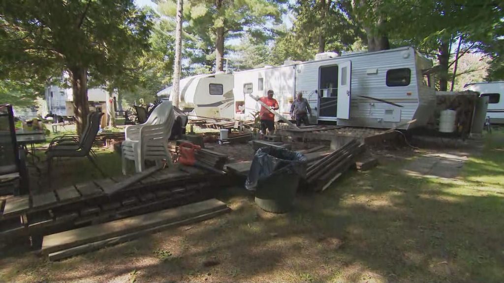 "I'll lose everything": Hundreds of campers say goodbye to their campsite