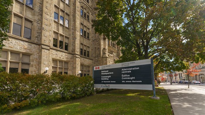 Canada Revenue Agency Building.